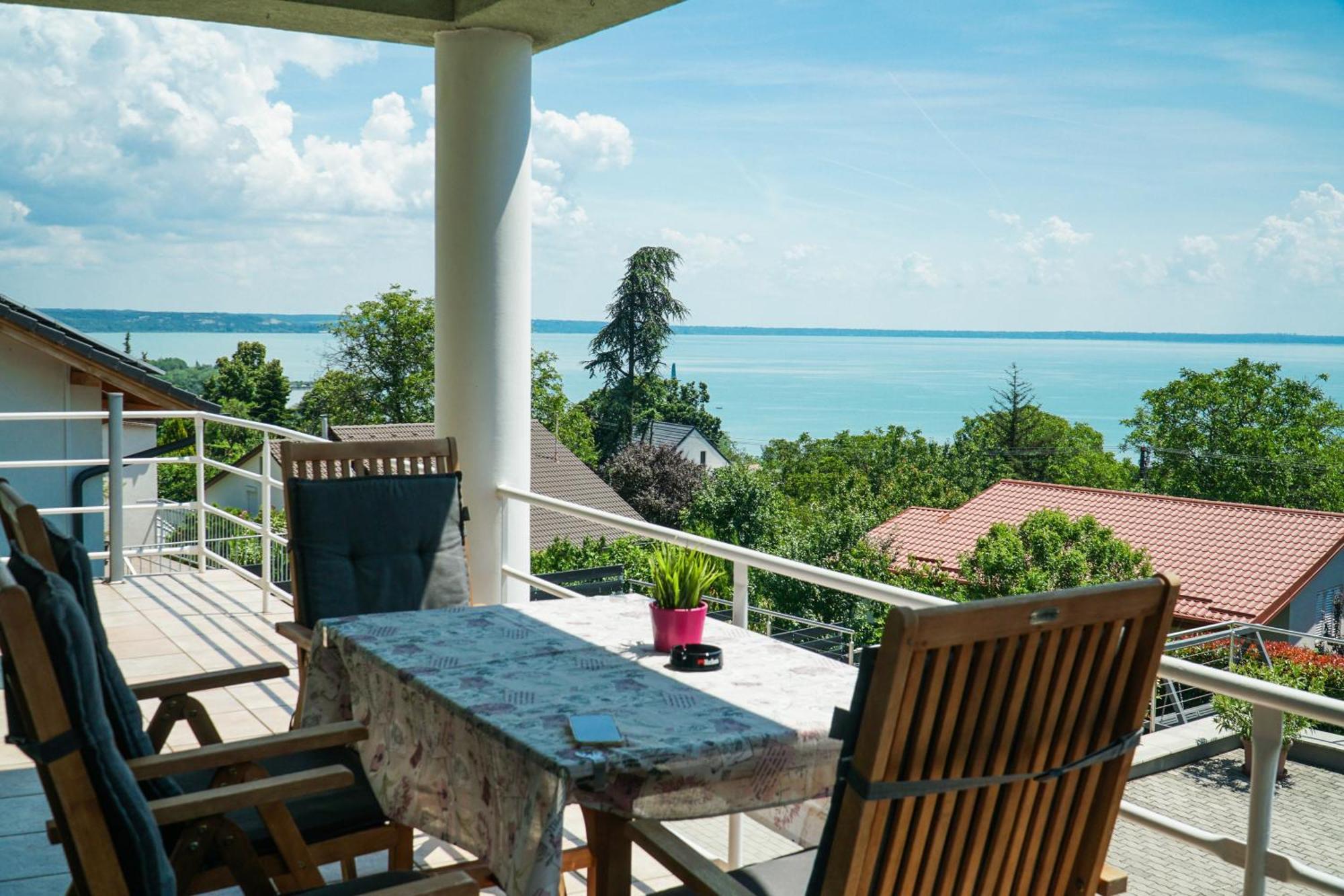 Fuegefa Apartman Balatonalmádi Exteriér fotografie
